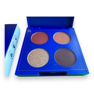 🆕 NWT Treslúce Tresluce Beauty Eyeshadow Quad